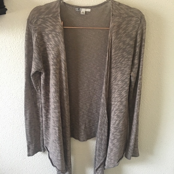 Volcom Sweaters - Volcom knit gray cardigan